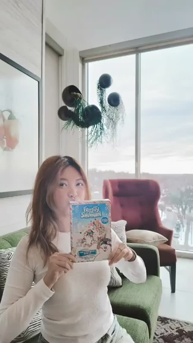 We're all set for gingerbread season\u2026 just waiting on you \ud83d\udc40\u2728\n\nJoin us January 2nd for Gingerbread House Making\ud83c\udf84RSVP is required, don't forget to claim your spot in Community Rewards this Monday \ud83e\udd0d