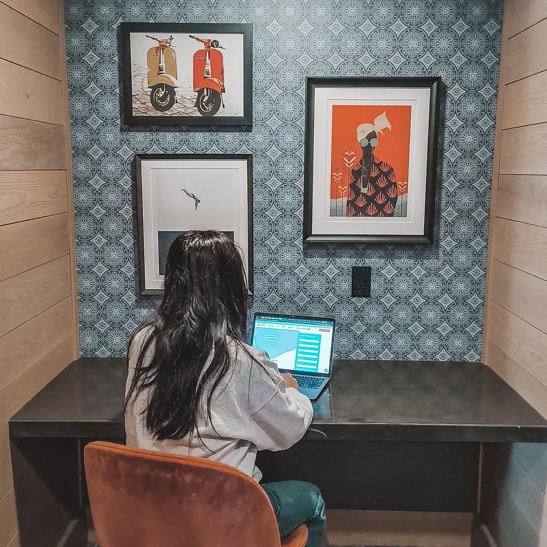 Low-Rise residents, we want to hear from you! \ud83d\udcac\n\nKeep an eye on your inbox for your J Turner survey. Your feedback helps us continue improving your living experience and making our community the best it can be.\n\nThank you for taking a few minutes to share your thoughts, we truly appreciate it! \u2b50