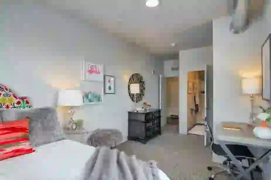 Student apartment near UMN